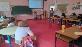 Edukativno predavanje ˝Sve što želiš znati o pubertetu˝ održano za učenice petih razreda OŠ Vareš