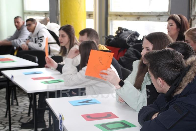 kviz-srednja-skola-70