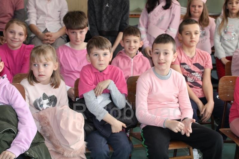 OS-Vares-Pink-shirt-day-11