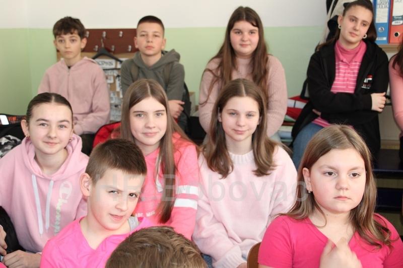 OS-Vares-Pink-shirt-day-14