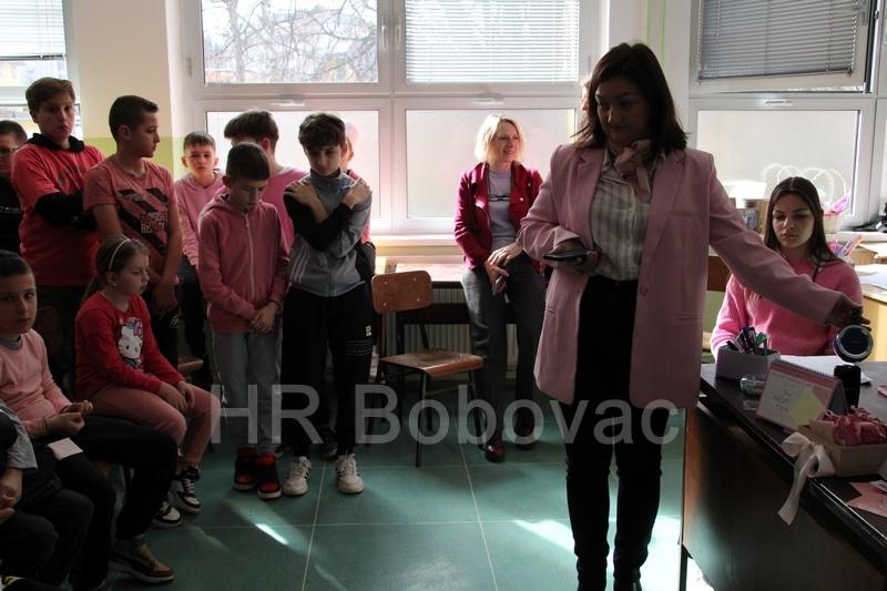 OS-Vares-Pink-shirt-day-34