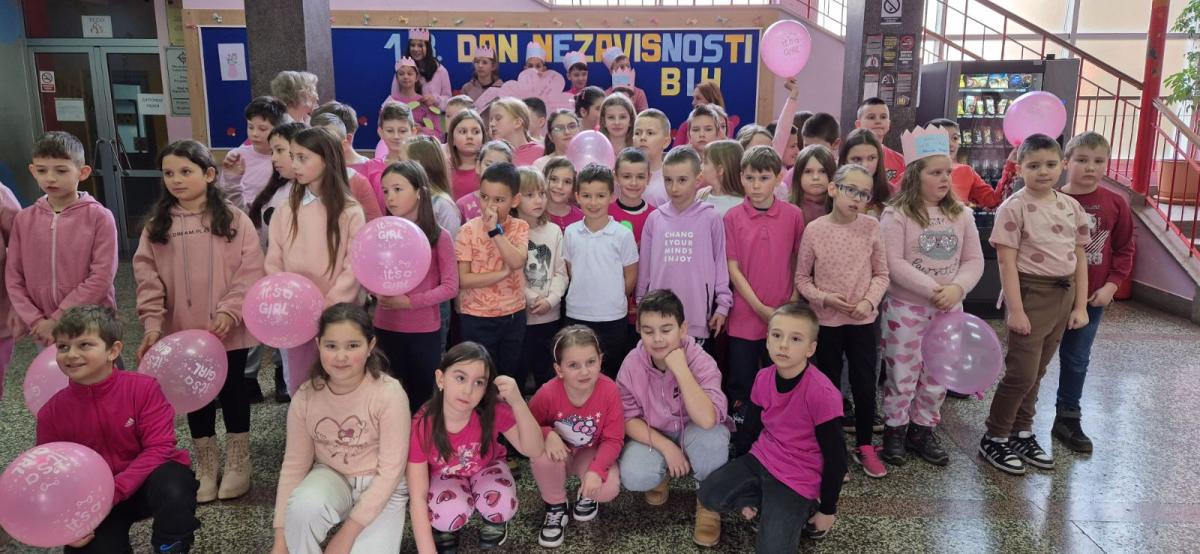 pink-shirt-day-1