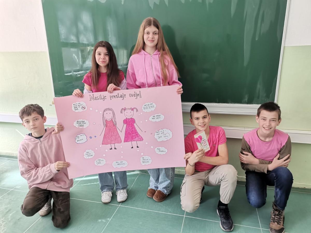 pink-shirt-day-29