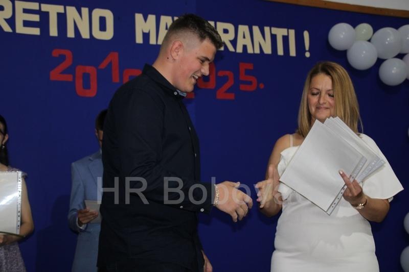 OS-Vares-Majdan-mala-matura-72