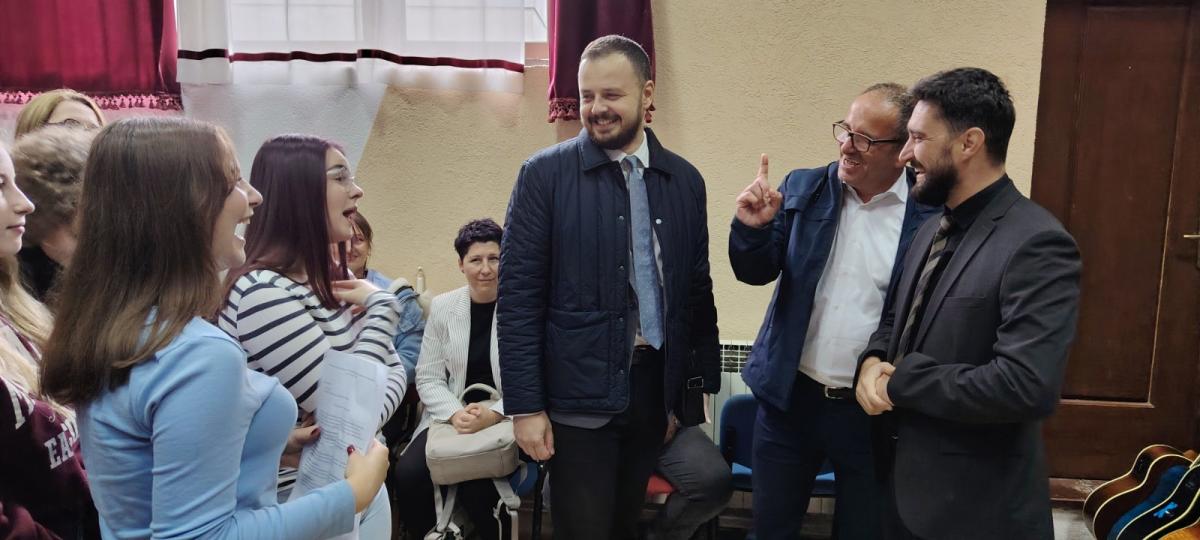 Demokratija-inkluzija-i-zabava-na-jednom-mjestu-3