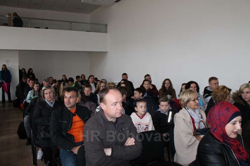 DanOSVares2019-19