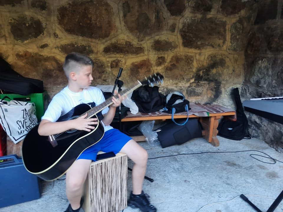rockskola18