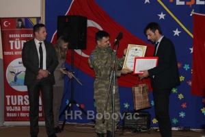 OŠ Vareš Majdan dobila vrijednu opremu