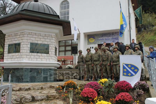 Obilježena 24. godišnjica stradanja Bošnjaka Stupnog Dola i Vareša
