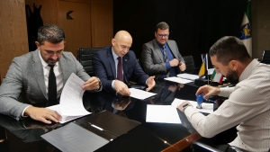 Potpisani ugovori vrijedni 1,5 milijuna KM za sanaciju regionalnih cesta u ZD