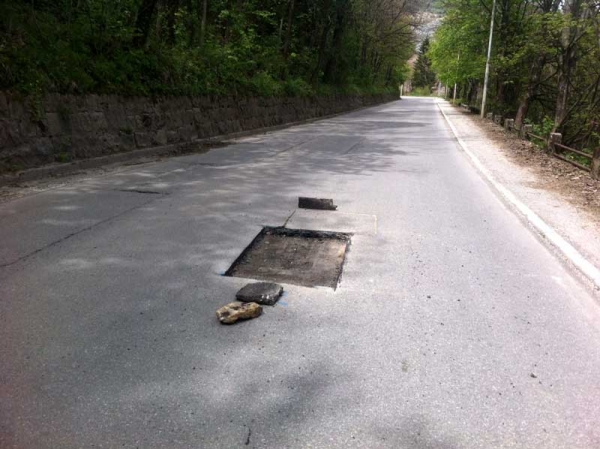 &quot;Procvale&quot; rupe na vareškim cestama