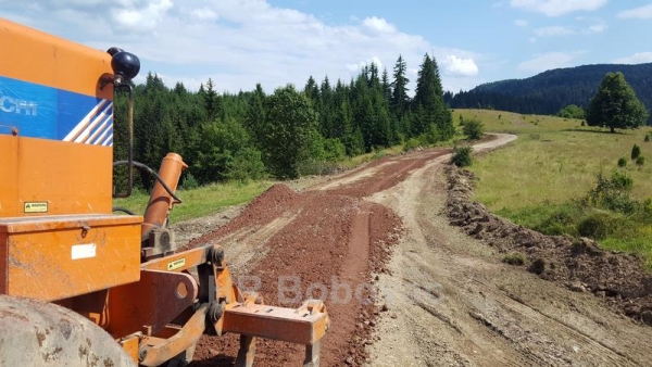Sanacija lokalne ceste prema Karićima