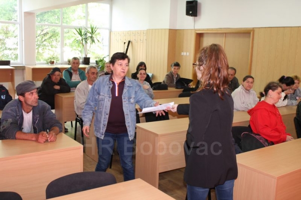 33 osobe potpisale ugovore u okviru projekta &quot;Grad ugodnog i sigurnog življenja&quot;