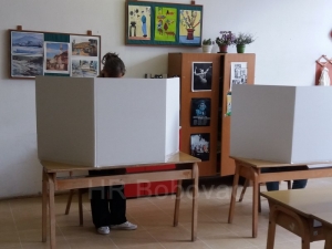 35,45% glasača se odazvalo do 15 sati