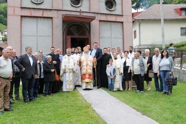 Mitropolit dabrobosanski Hrizostom boravio u Varešu