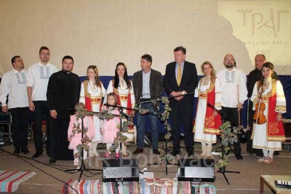 Uskrsno-vaskrsni koncert grupe &quot;Trag&quot; u Varešu