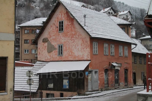 Oglas za prodaju/iznajmljivanje kuće ili poslovnog prostora