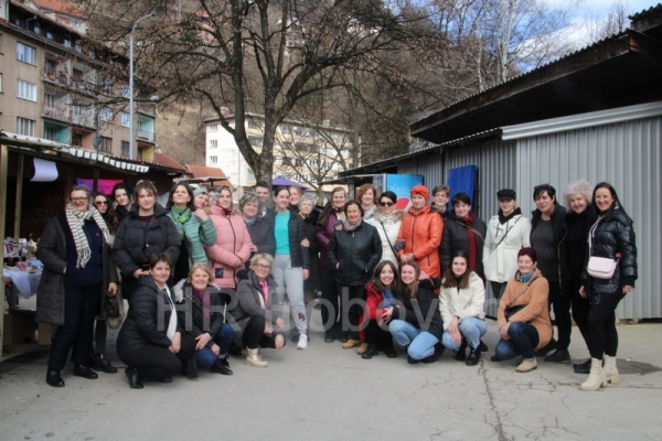 Održan bazar &quot;Rukama žene&quot;