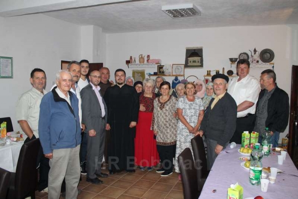 Zajednički iftar na Stupnom Dolu