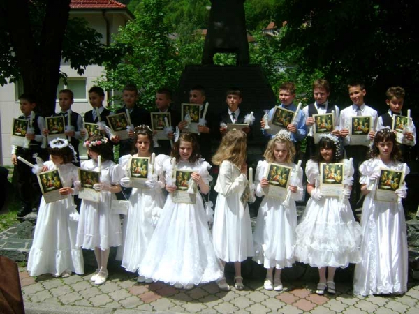 U župi Vareš 19 prvopričesnika