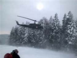 OS BiH helikopterom dostavili lijekove i hranu