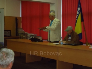 Održano predavanja „Zazimljavanje pčelinjih društava“