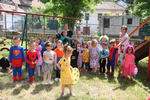 Vareški mališani obilježili kraj vrtićke godine