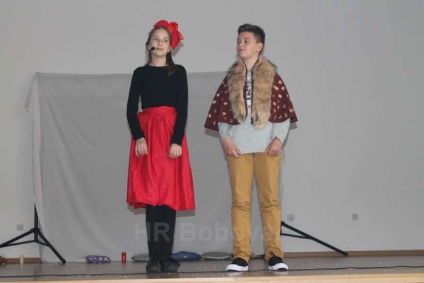 Predstavom &quot;Snjeguljica&quot; obilježen Dan Osnovne škole Vareš