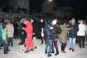 Varešani uz valcer dočekali 2017. godinu