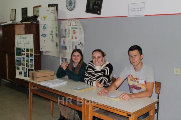 Neslužbeni rezultati po biračkim mjestima