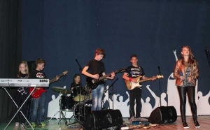&quot;Mladi vareški rokeri svome gradu&quot; - koncert