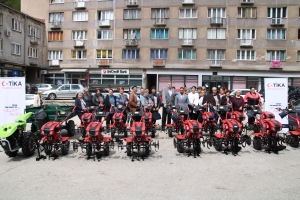 Donirani motokultivatori i sadni materijal u vrijednosti 56.000 KM