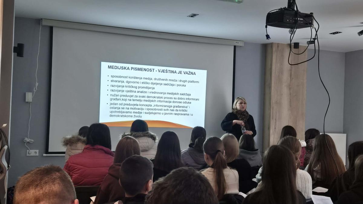 Medijske-radionice-sa-Senkom-Kurt-4