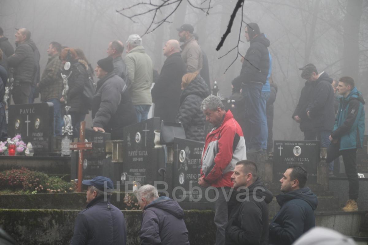 IMG9119-SahranaZdravko