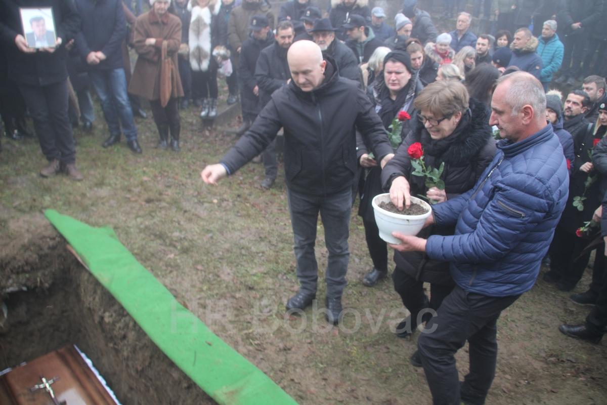 IMG9210-SahranaZdravko
