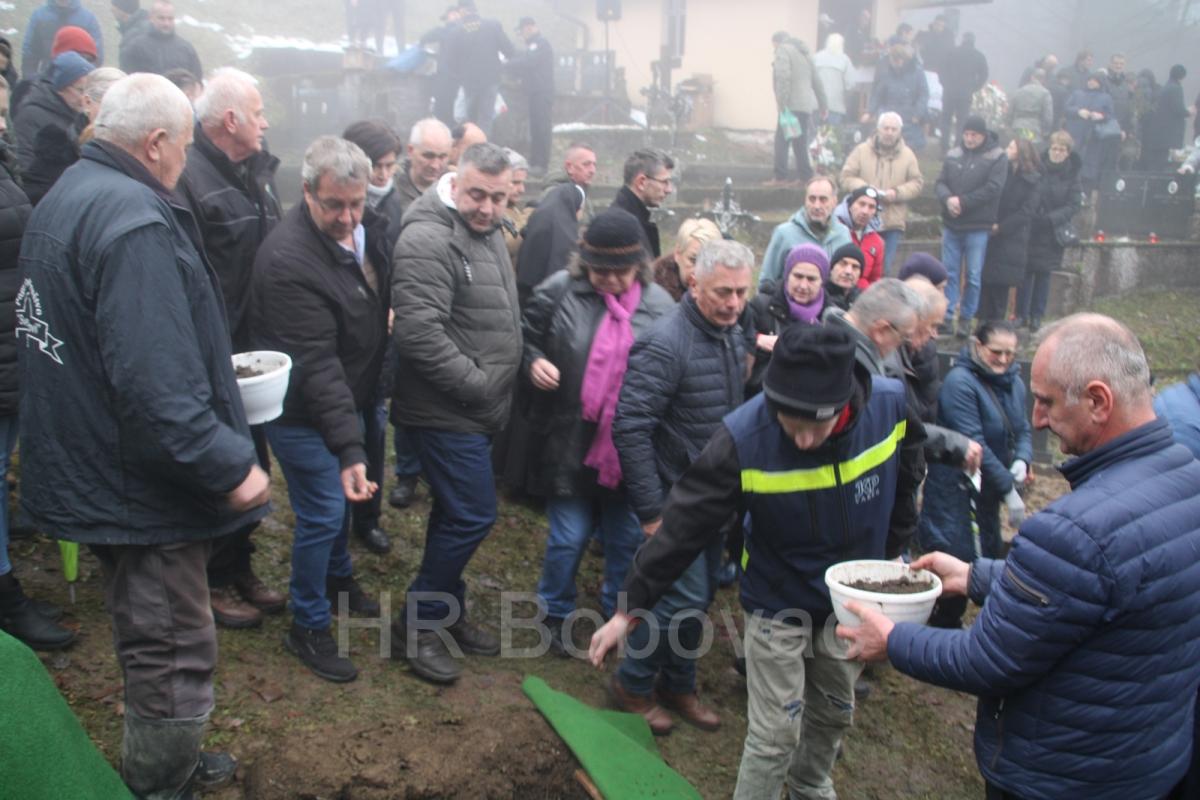 IMG9282-SahranaZdravko