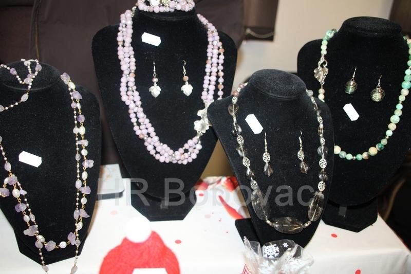 Bazar-zimskih-carolija-48