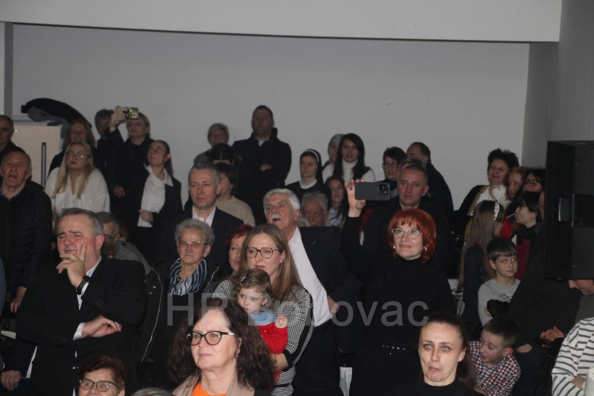 BozicniKoncert2025-127