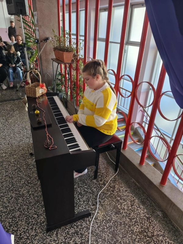 Novogodi&scaron;nji koncert polaznika Osnovne glazbene/muzičke &scaron;kole u Vare&scaron;u