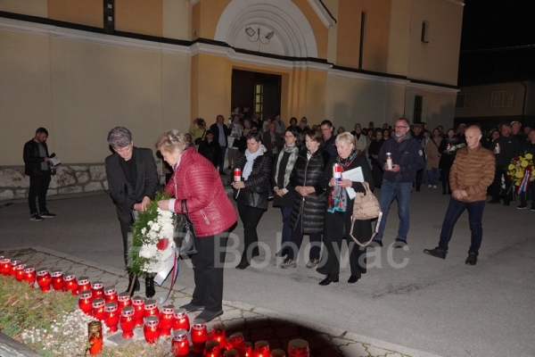 Dušni dan u Varešu u znaku sjećanja na 32. obljetnicu stradanja Hrvata i 125 žrtava