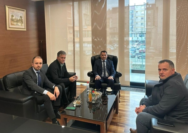 Ministar Jasmin Čajić održao radni sastanak u Kaknju o unaprjeđenju poljoprivredne proizvodnje