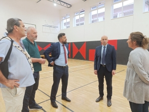 Premijer Pivić i ministar Mušija obišli radove na rekonstrukciji sportskih dvorana u Zenici