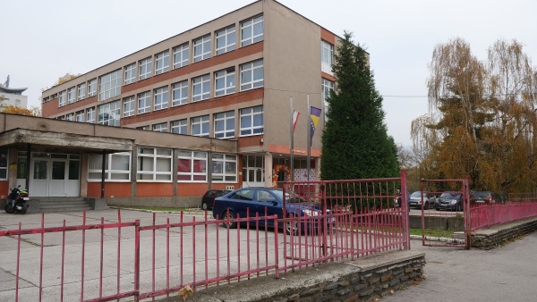 U Prvoj gimnaziji Zenica uveden izvođač radova za projekt utopljavanja školskog objekta