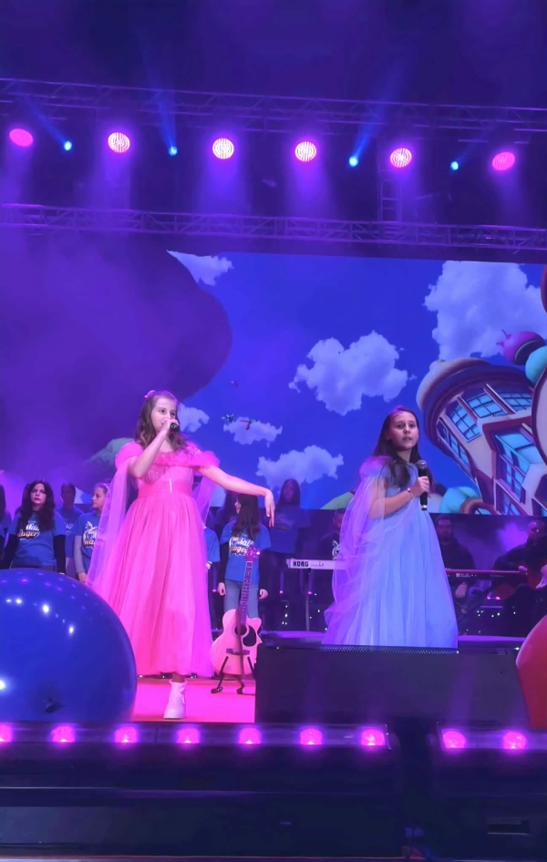 Na&scaron;a sugrađanka Ena Ajanović na Malom &scaron;lageru 2025. osvojila treću nagradu za scenski nastup