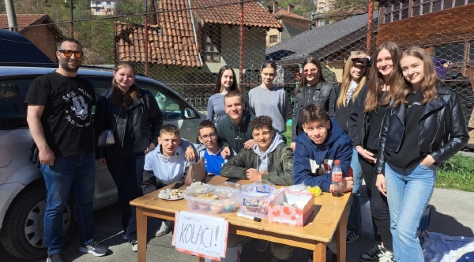 Prodajom kolača do sredstava za ekskurziju